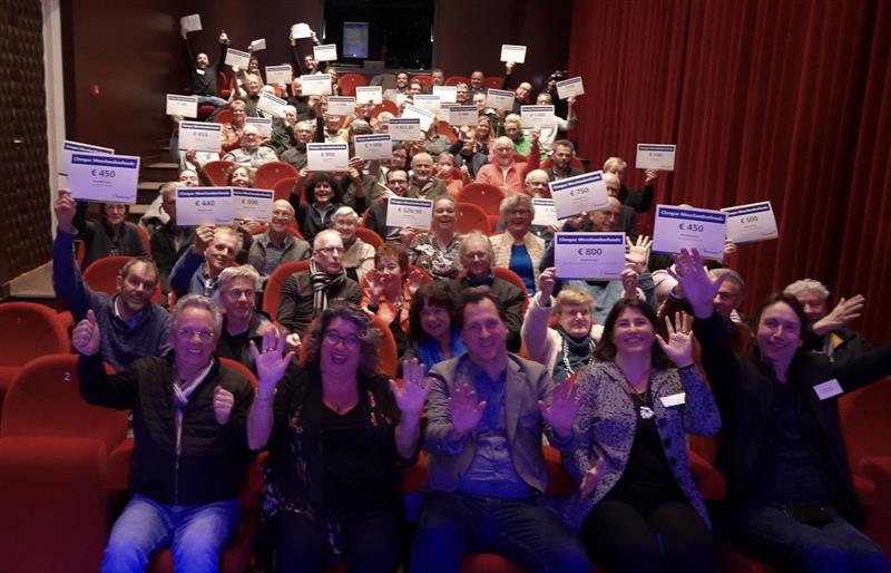 Liefst 130 clubs en goede doelen krijgen cheque van Meerlandenfonds