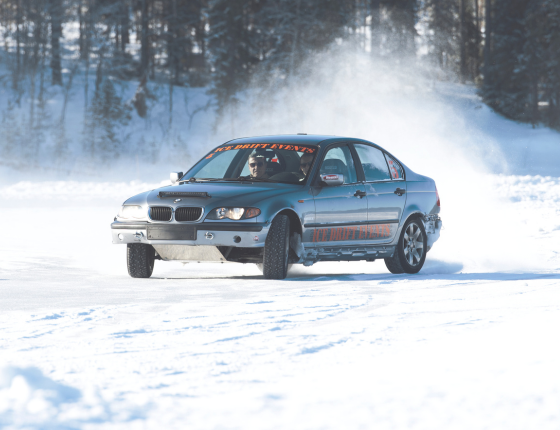 IJsrijden in Zweden &ndash; Luxe, actie en avontuur in &eacute;&eacute;n!